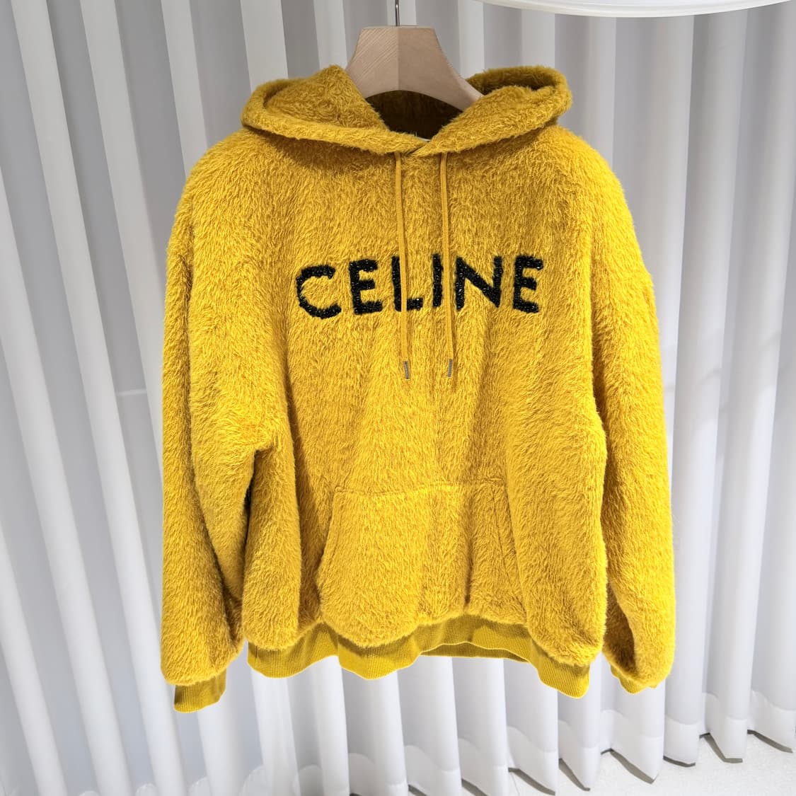 XL / 셀린느 글리터 로고 알파카 후드티셔츠 상품이미지3
