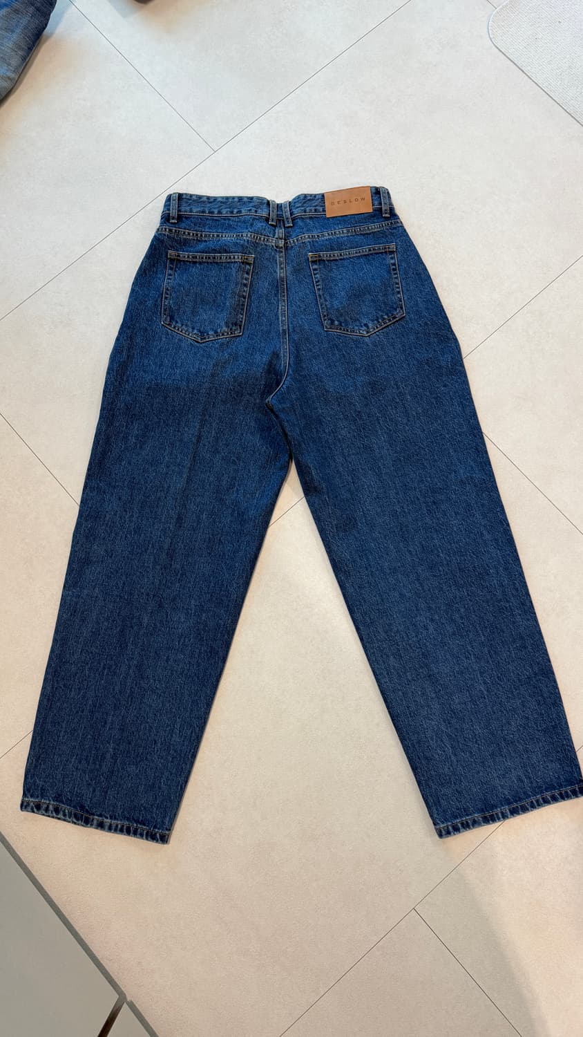 비슬로우 콘밀 딥 원턱 데님 미디엄 워시 (34) 상품이미지3