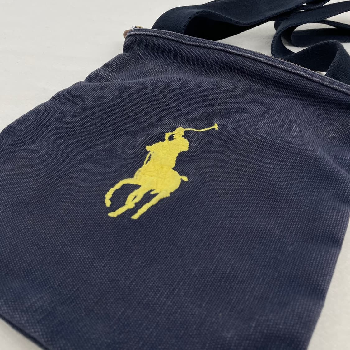 폴로 랄프로렌 POLO RALPH LAUREN 빅로고 캔버스 크로스백 상품이미지2
