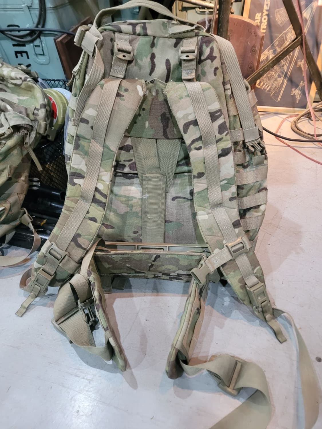 미 멀티캠 미듐 럭쌕 상품이미지3