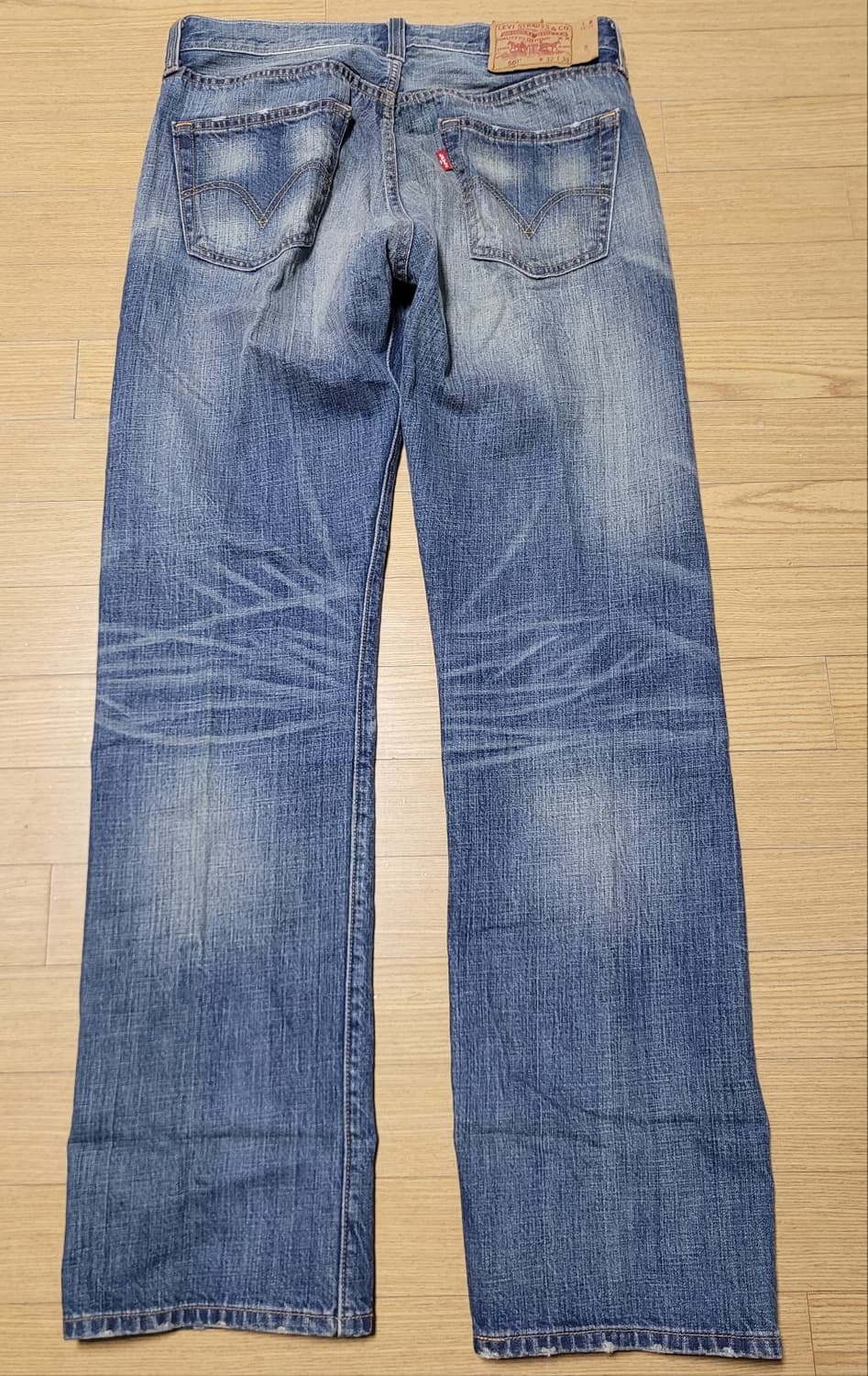 리바이스 501 워싱 일자청바지 상품이미지3