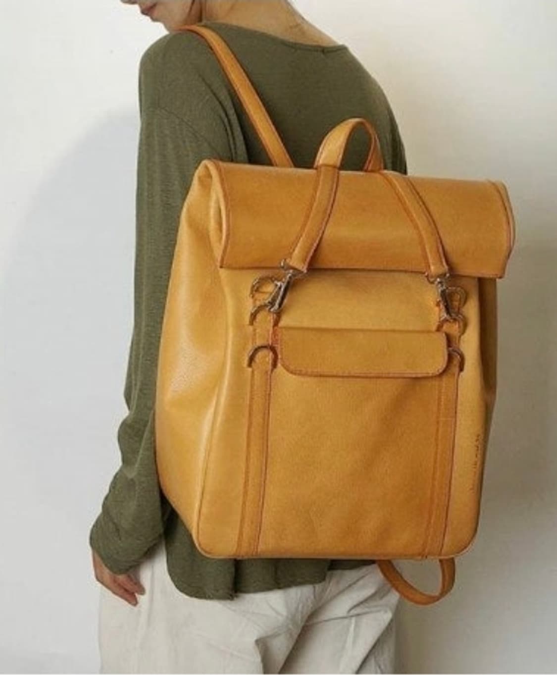 여성백팩 롤링 홍대 가죽백팩 핸드메이드 미네르바 복스 풀그레인 GD86 상품이미지9