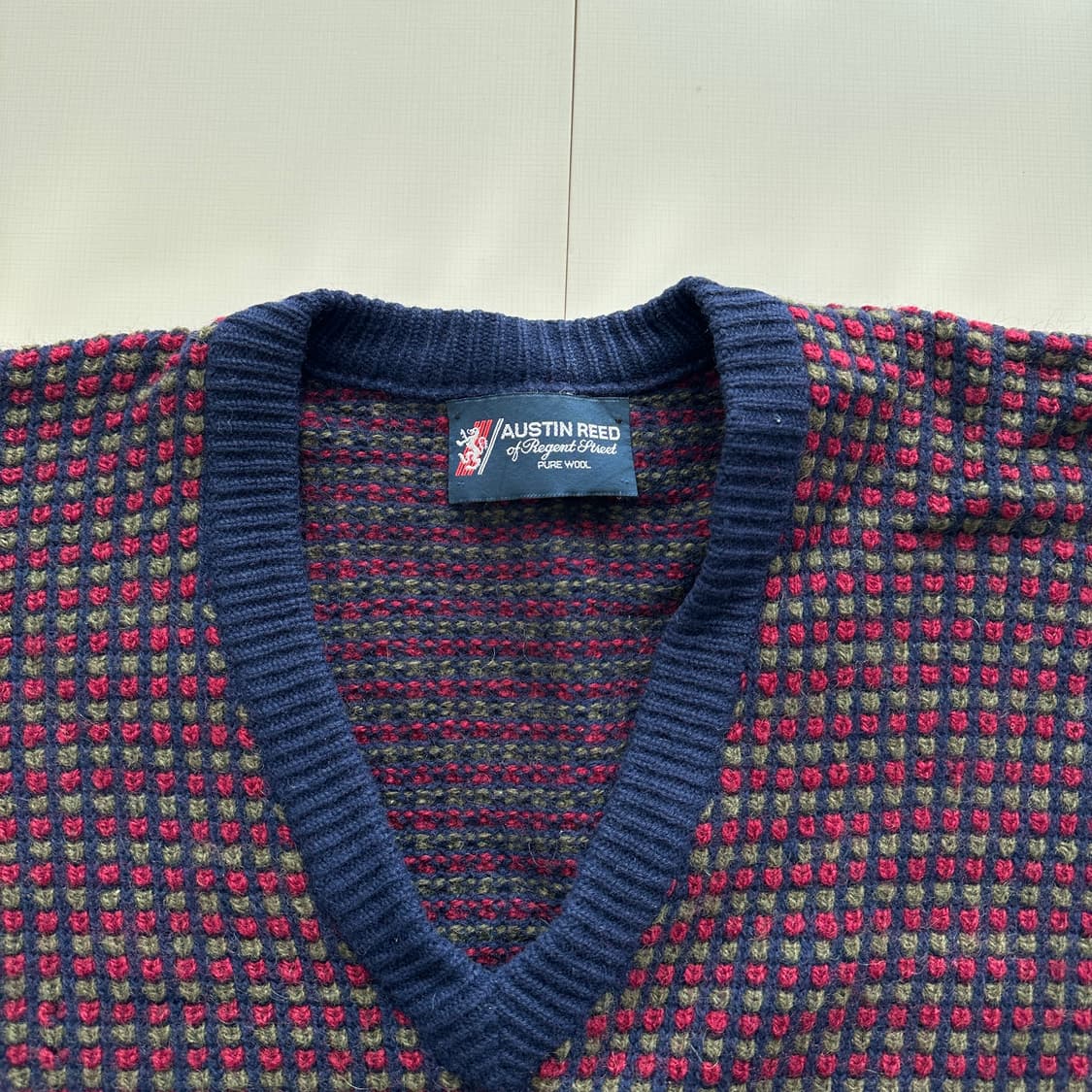 90년대 (영국생산)오스틴리드 퓨어울 빈티지 패턴 니트 M 상품이미지2