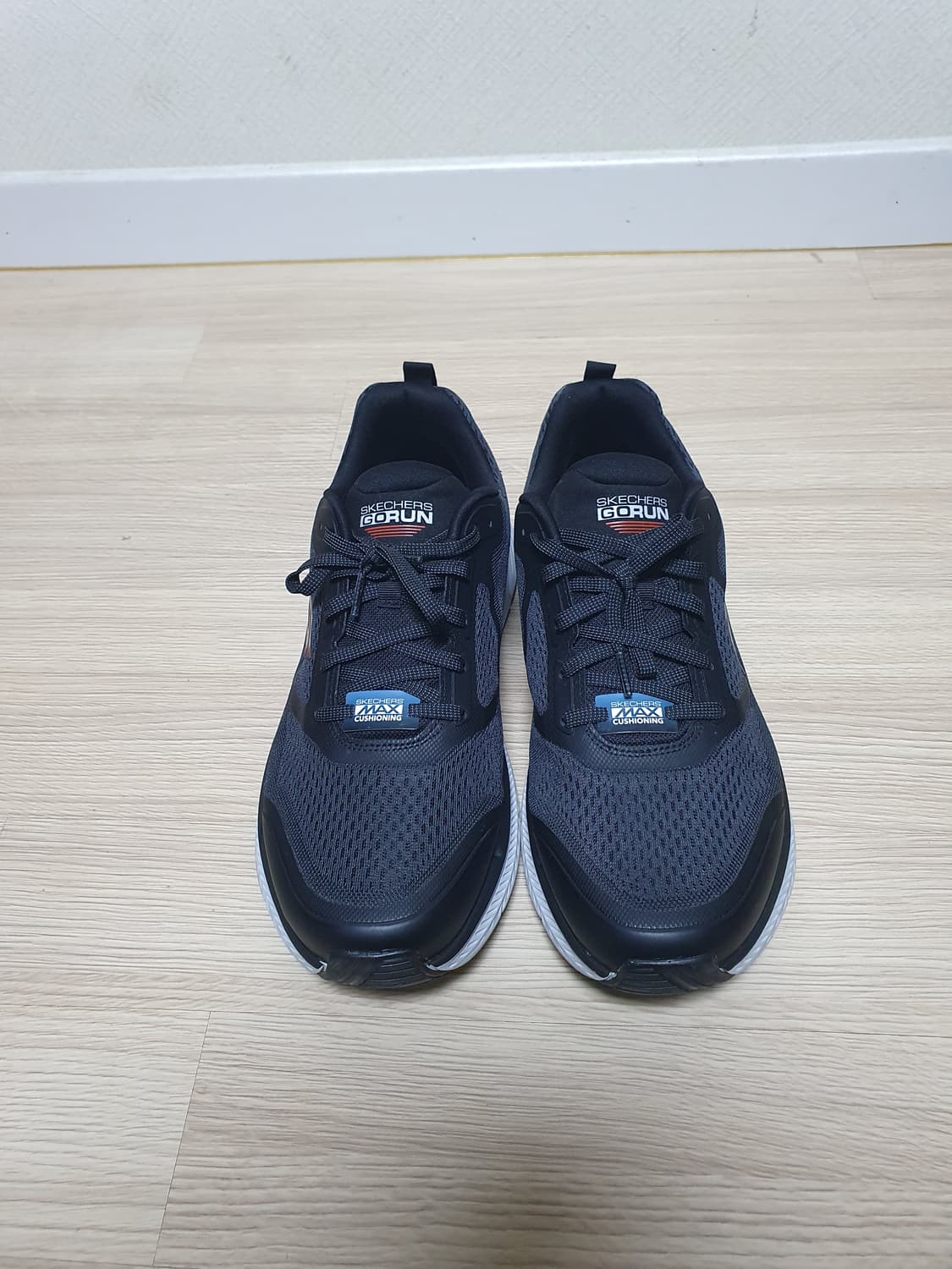 스케쳐스 맥스쿠셔닝 운동화 300 상품이미지3