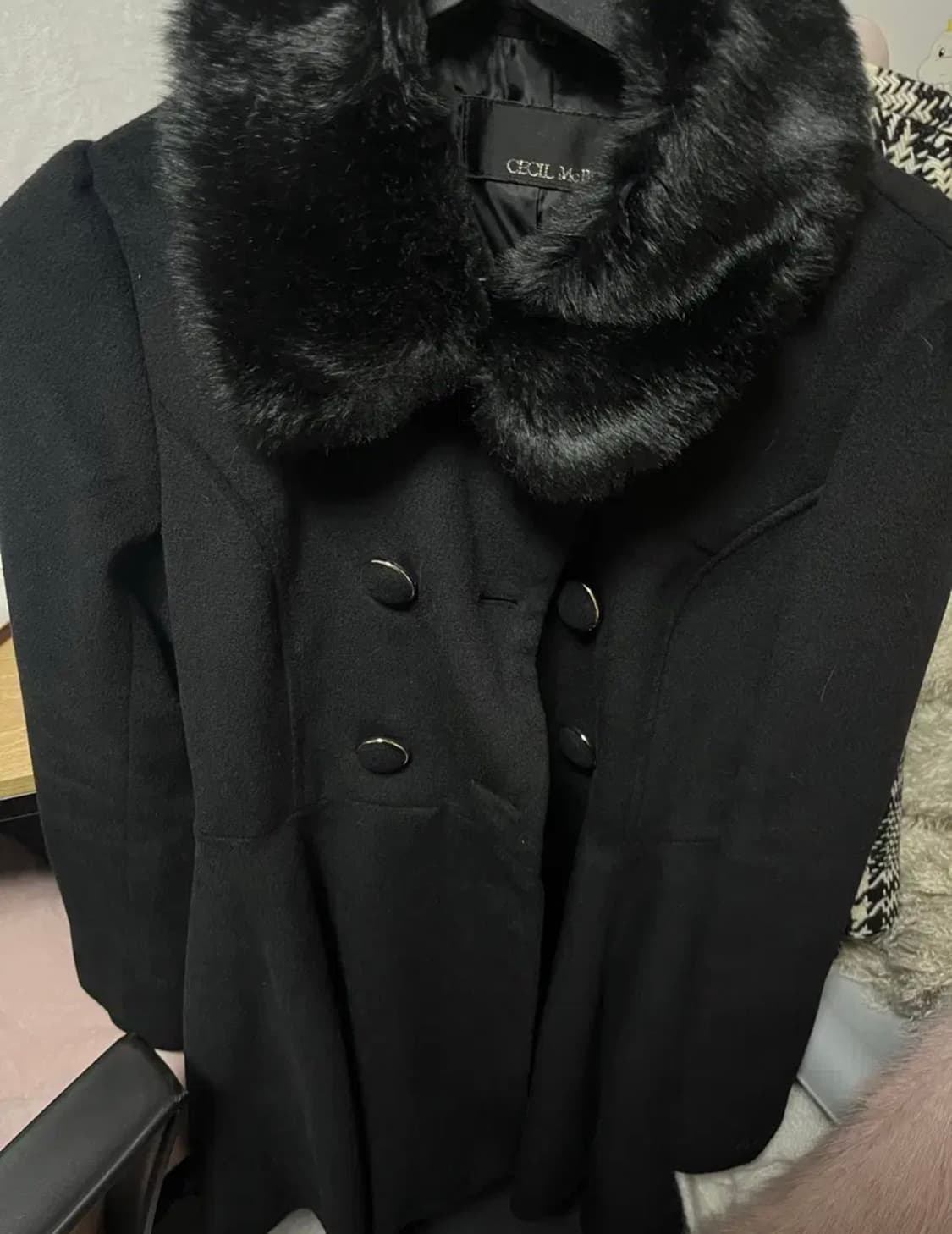 세실맥비 퍼 코트 상품이미지1