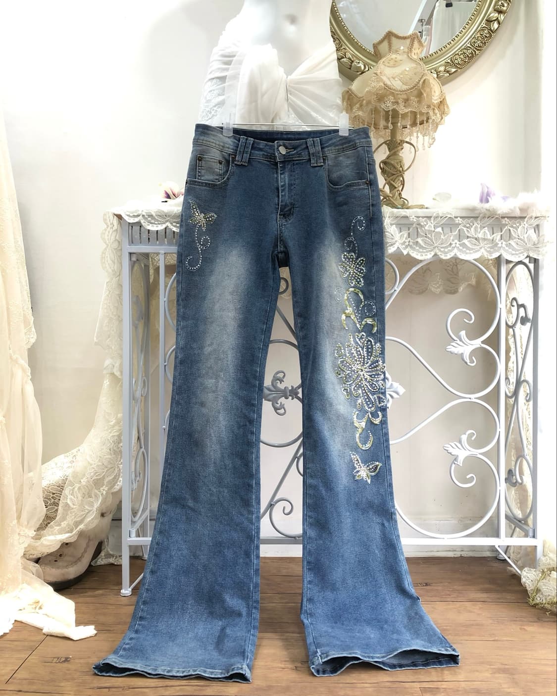 cubic embroidered bootcut denim jeans 상품이미지1