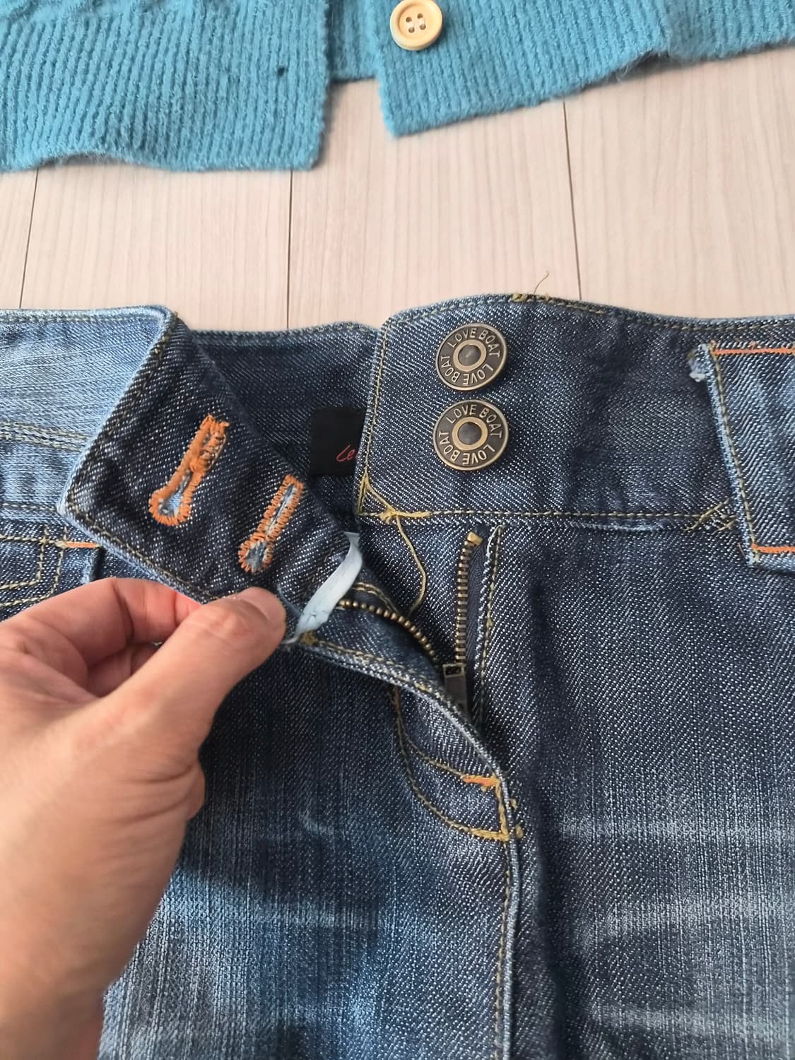 [Y2K/빈티지]  투버튼 데님 치마바지 상품이미지4