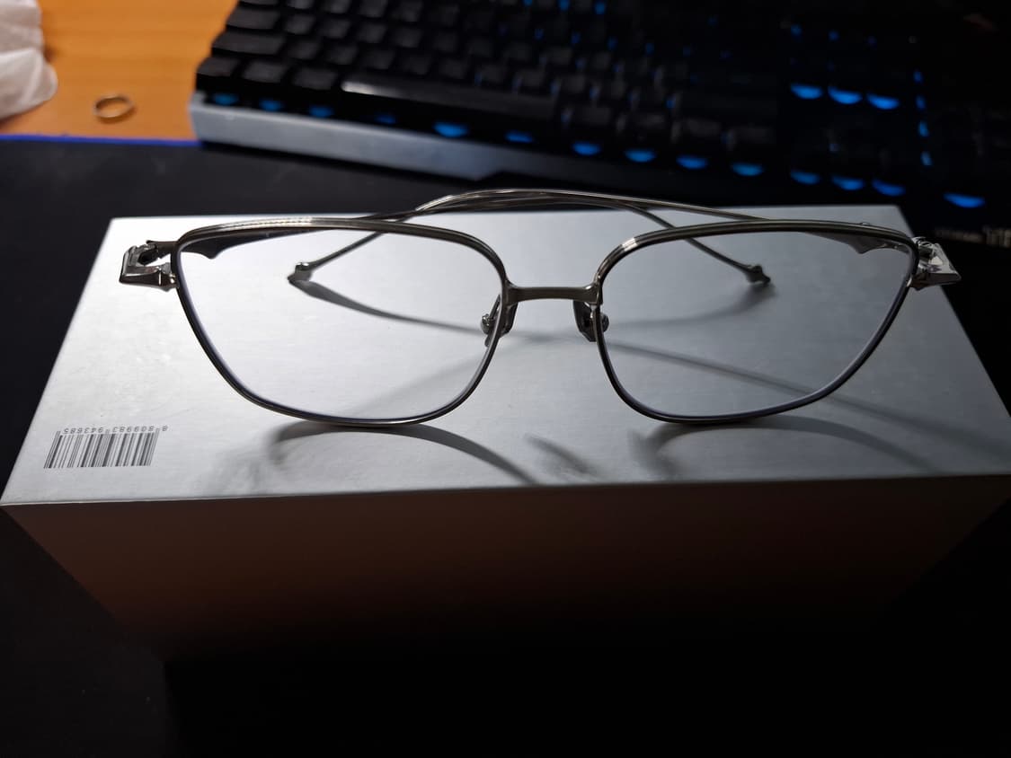 젠틀몬스터 안경 팝니다 상품이미지2