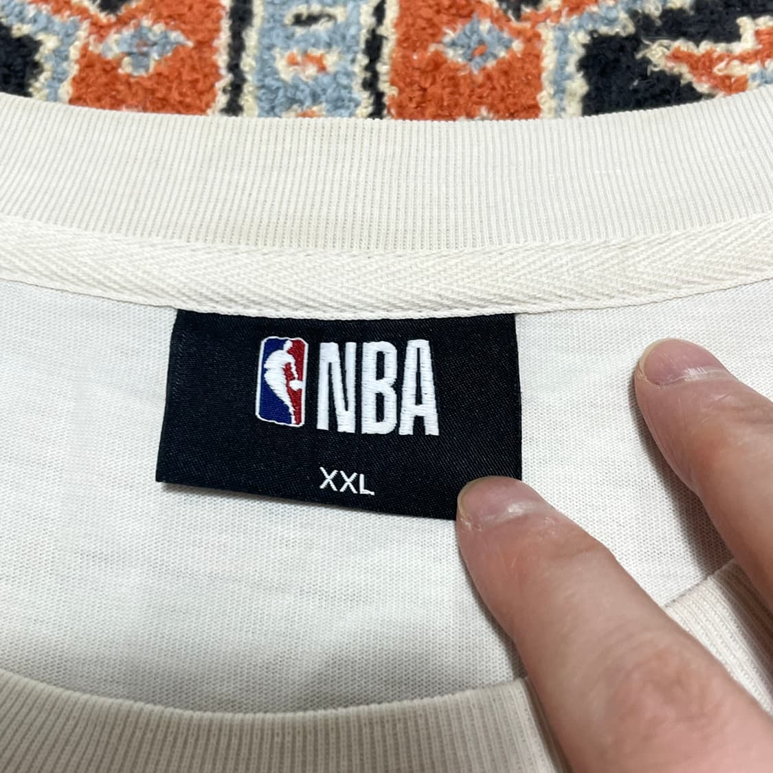 NBA 백프린팅 아이보리 반팔티셔츠 남성XXL 상품이미지5