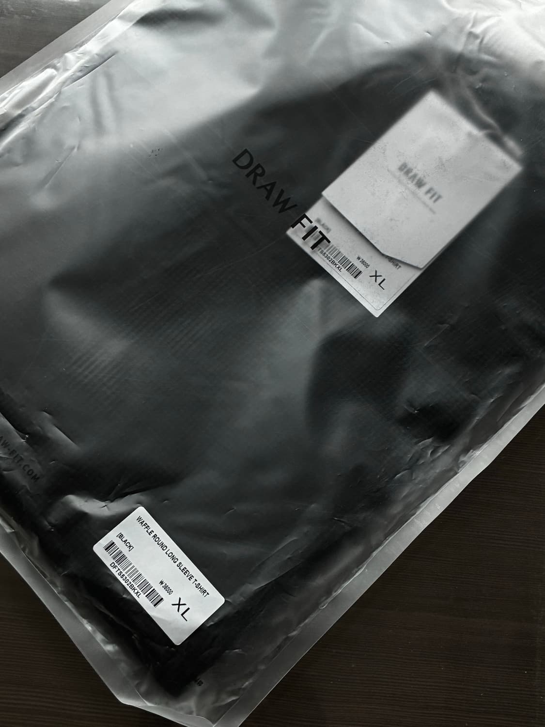 (새상품)(XL) 드로우핏 와플 라운드 롱슬리브 티셔츠 [BLACK]판매 상품이미지9