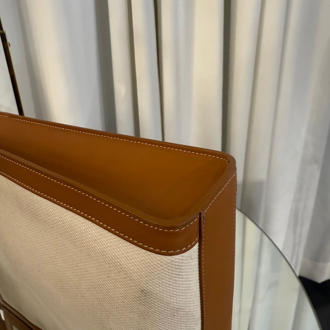 셀린느 버티컬 카바스백 스몰 상품이미지4