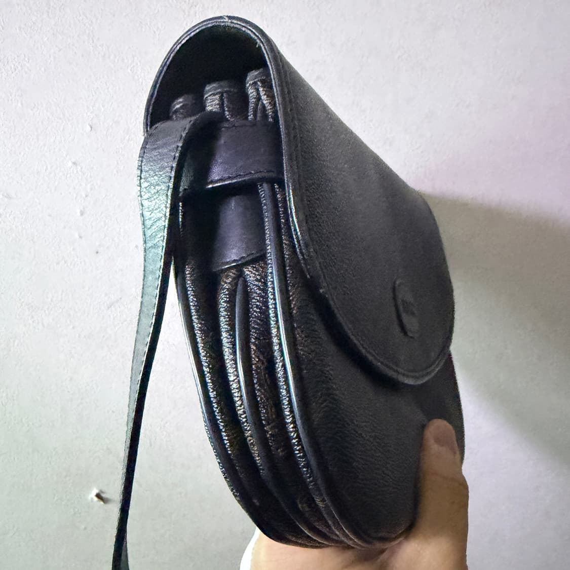 빈티지 발리 로고 라운드 크로스백 상품이미지4