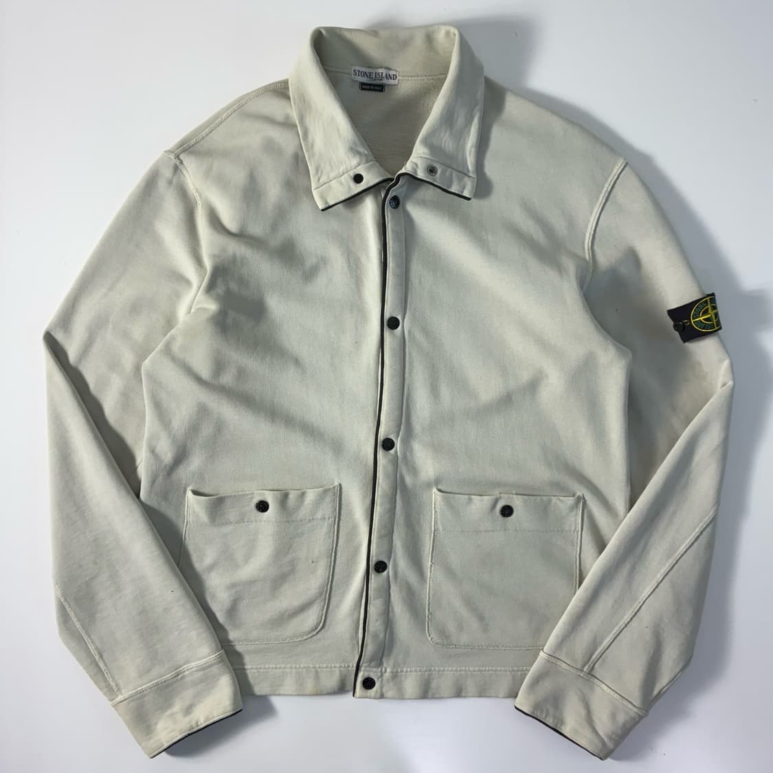 Stone island  스톤 아일랜드 90,s 와펜 코튼 스웨트 버튼  상품이미지1