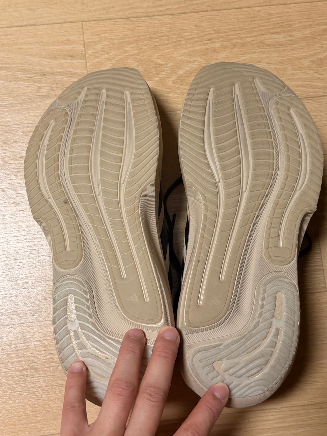 아디다스 송포더뮤트 러닝화 265 상품이미지2