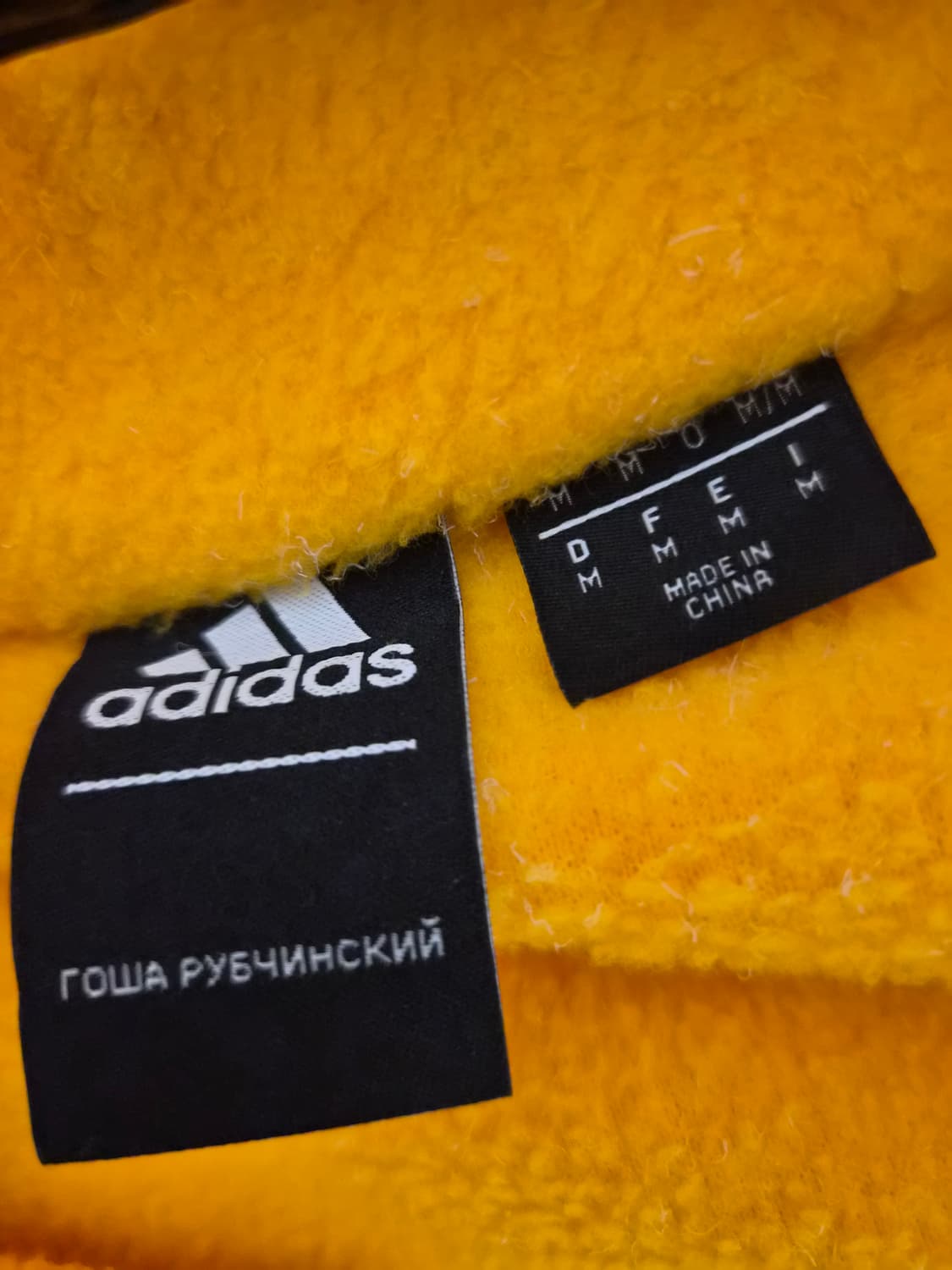 [M] 고샤루브친스키x아디다스 후리스 옐로우 상품이미지3