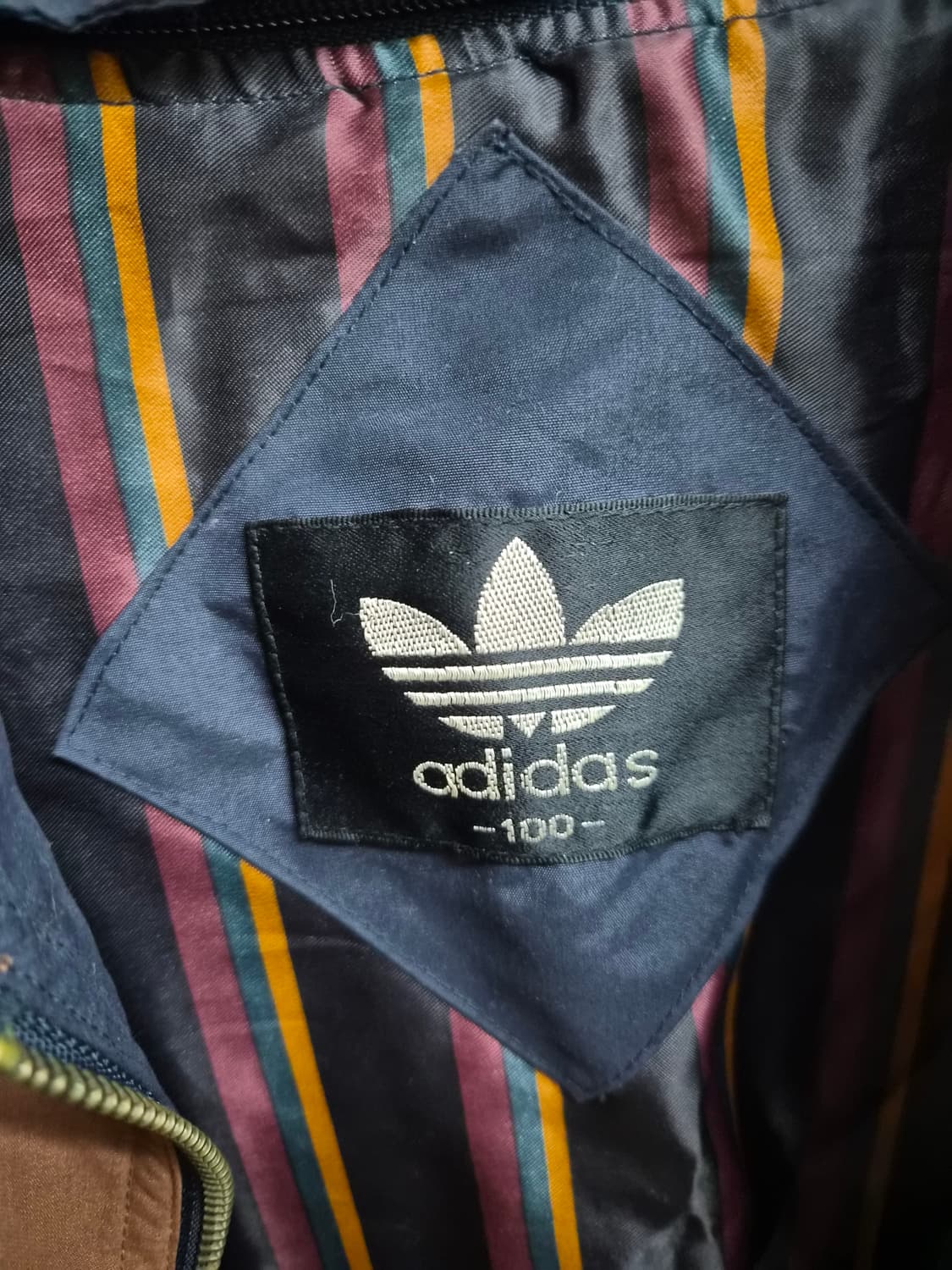100) 아디다스 90's 올드스쿨 스윙 자켓 팝니다 상품이미지7