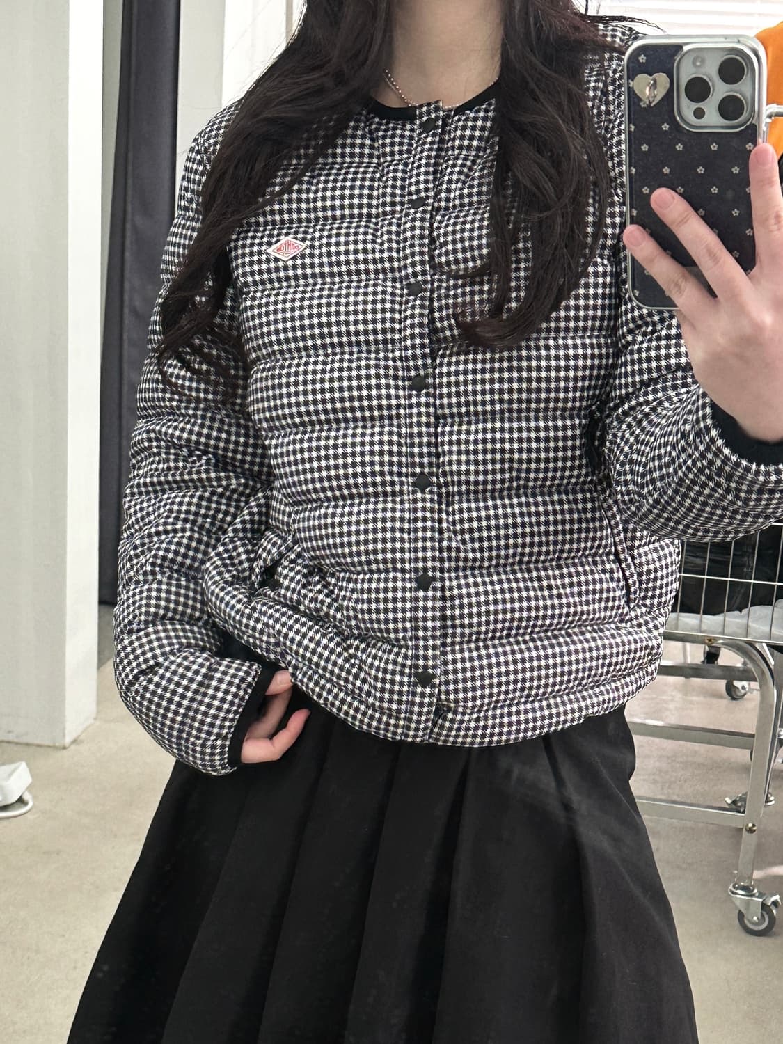 단톤 24FW 체크 크루넥 경량 패딩  상품이미지2