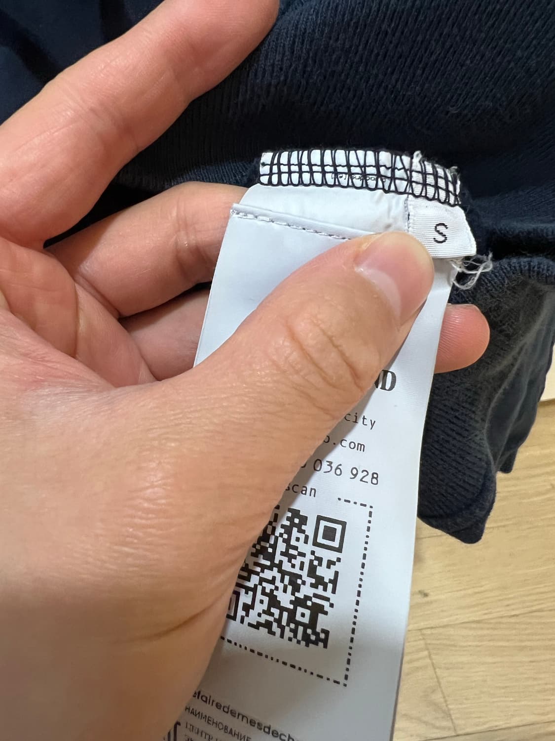 24fw 스톤아일랜드 네이비 후드티 S 상품이미지3