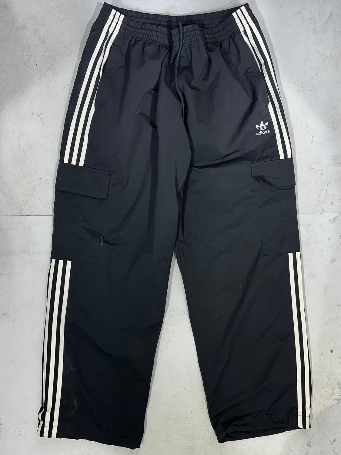 아디다스 블랙 대대장 와이드 카고 포켓 파이어버드 로고 트랙 팬츠 XL 상품이미지4