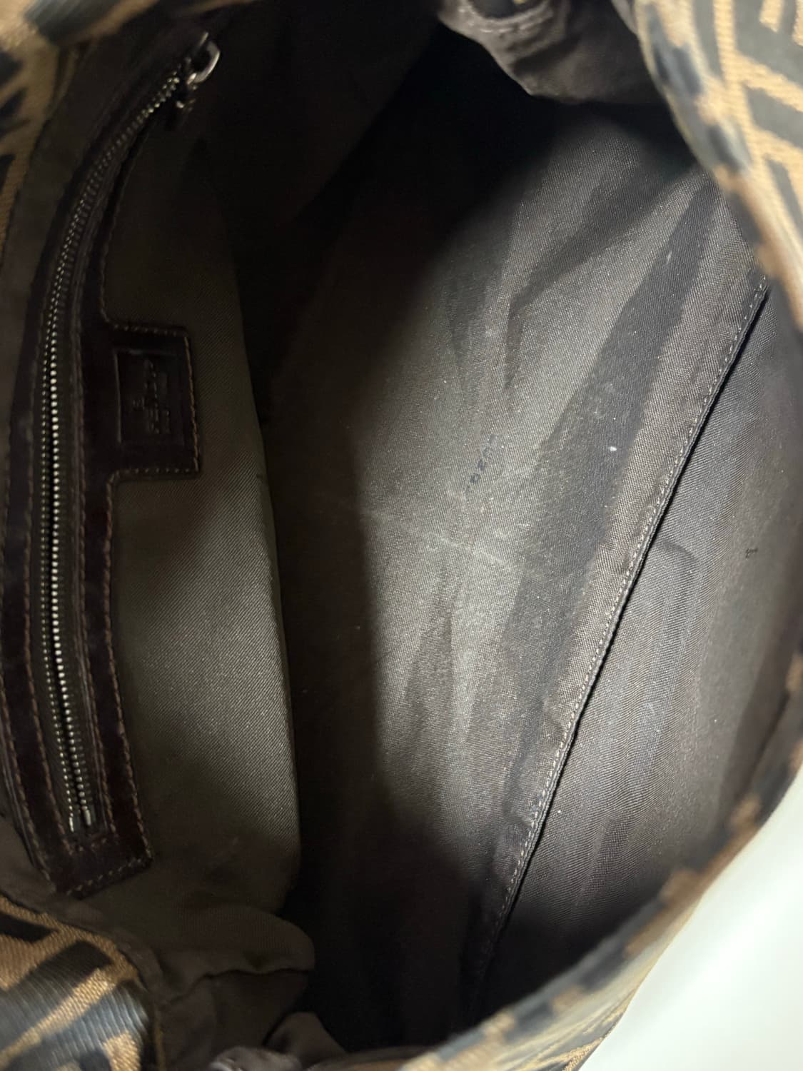 펜디 주카 맘마 바게트백 상품이미지8