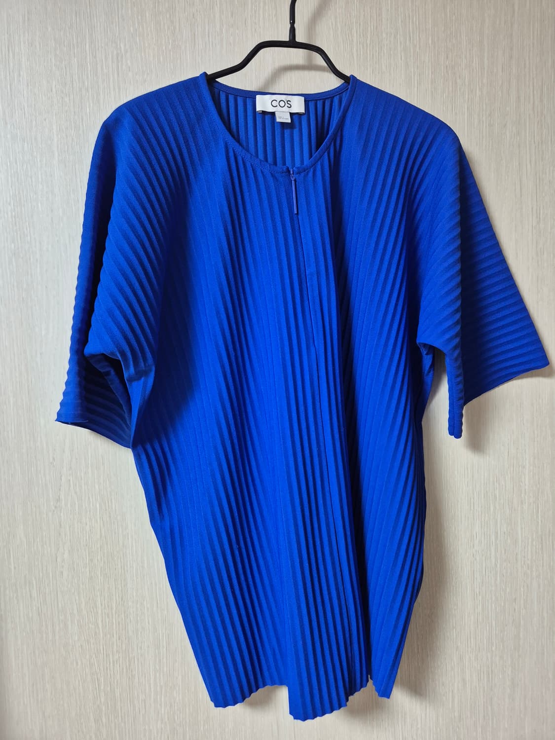 COS 코스 신형 플리츠 반집업 니트 S 상품이미지2