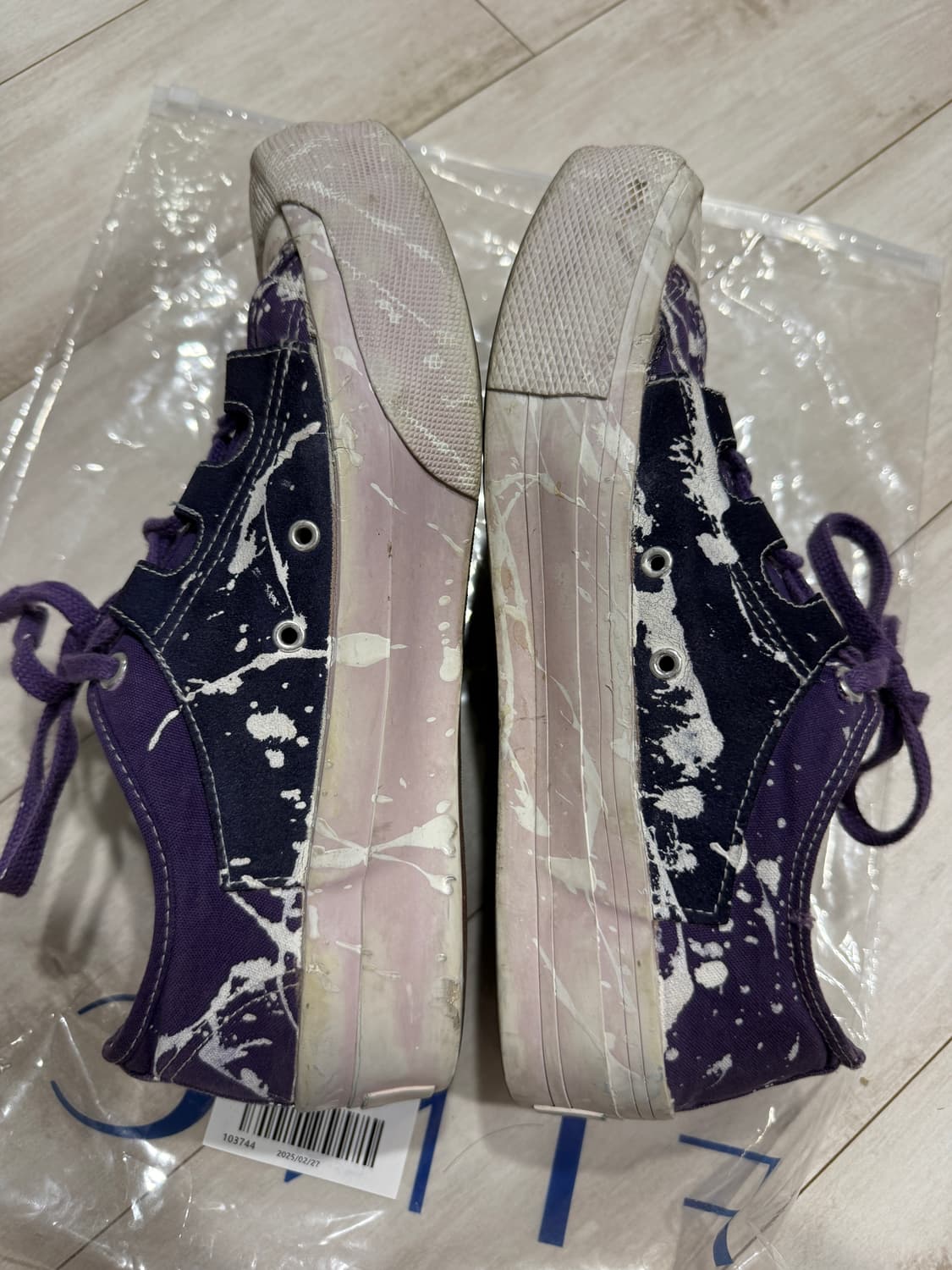 니들스 길리 페인트 스니커즈 260사이즈 팝니다.  상품이미지2