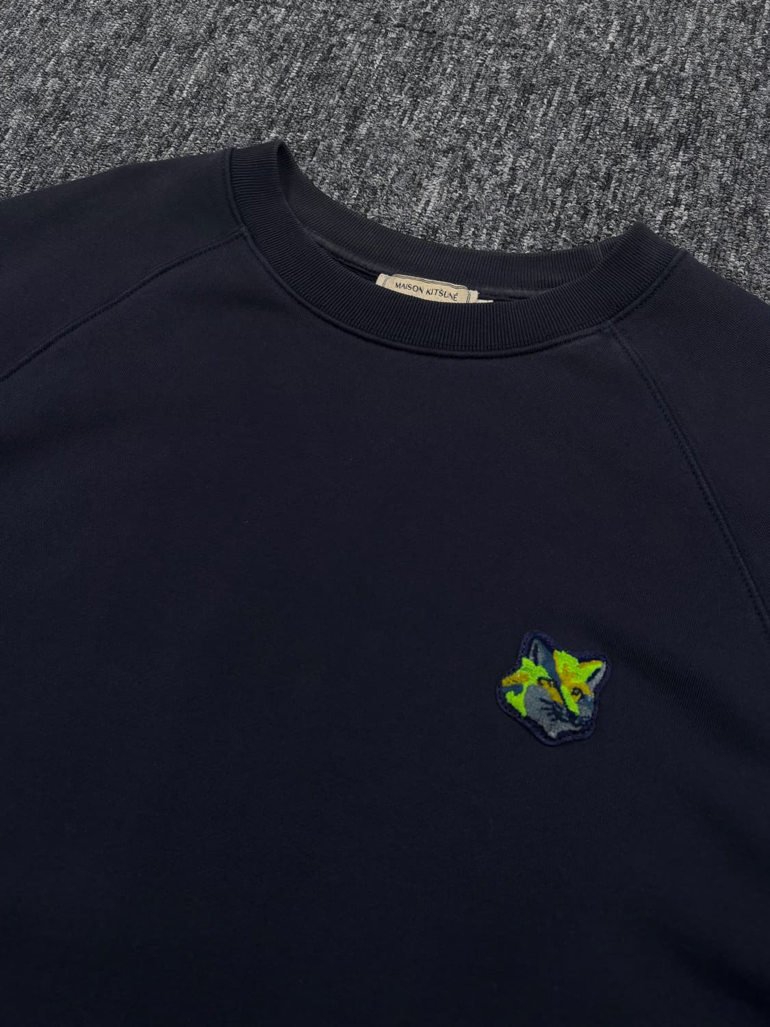 메종키츠네 폭스헤드 네이비 맨투맨 상품이미지4