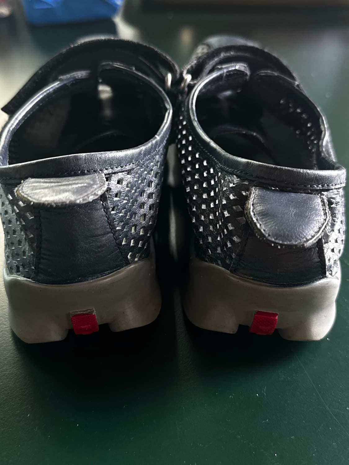 프라다 레더메쉬 스니커즈 265 상품이미지2