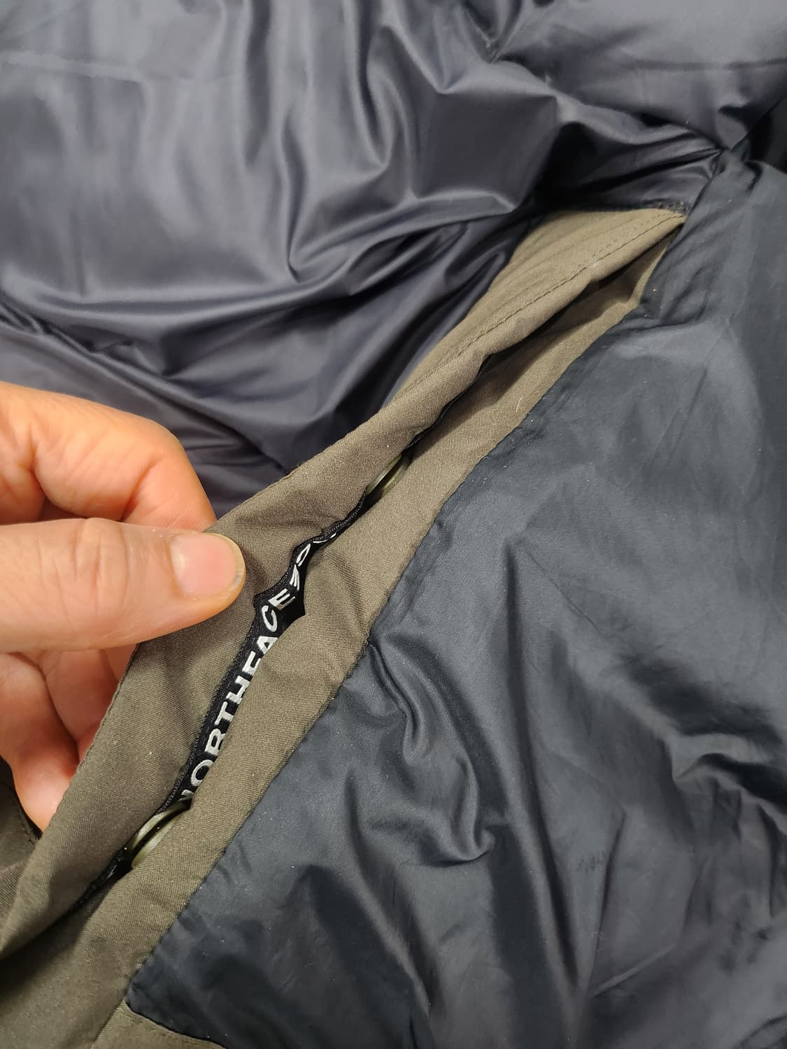 노스페이스구스롱패딩s 상품이미지8