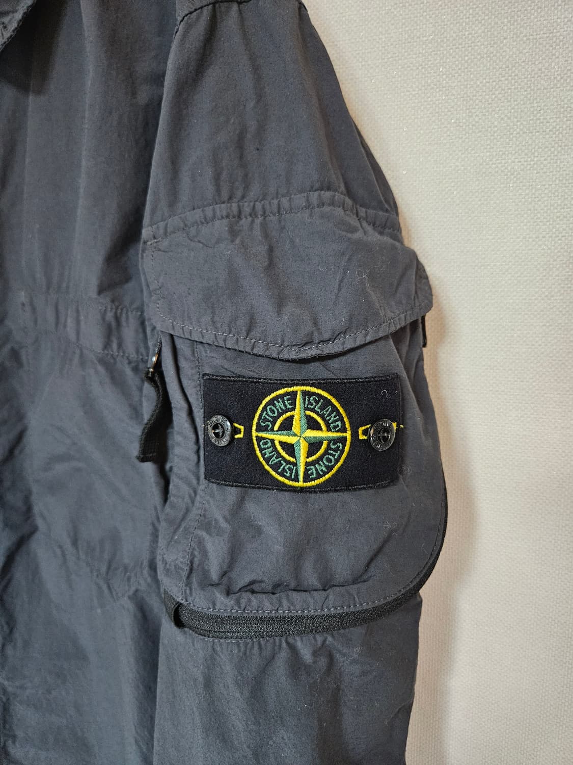 스톤아일랜드 나슬란 오버셔츠 자켓 다크그레이 22SS 상품이미지4