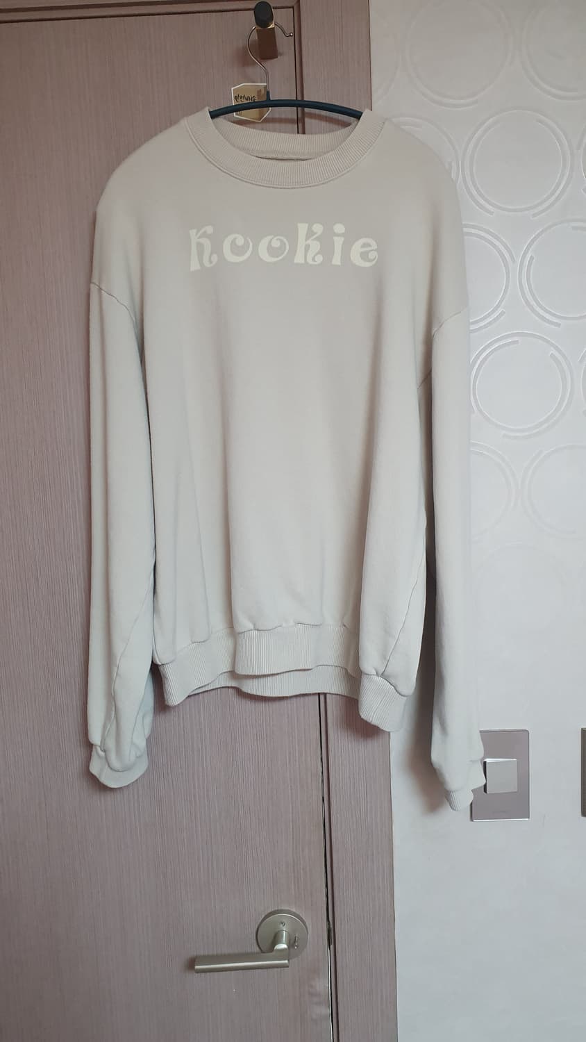 캐피탈 쿠키 맨투맨 상품이미지2