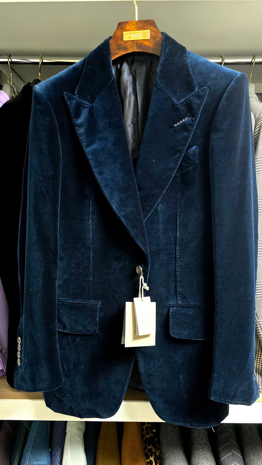 (새상품,강추👍)톰포드 아티쿠스 벨벳 블레이져 자켓 수트 상품이미지3