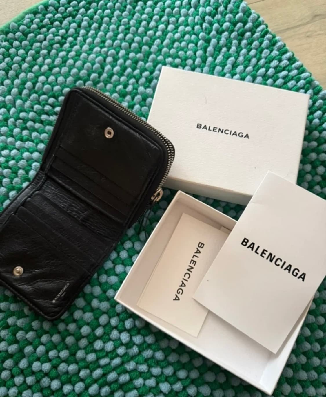 발렌시아가 블랙 모터 반지갑 상품이미지2
