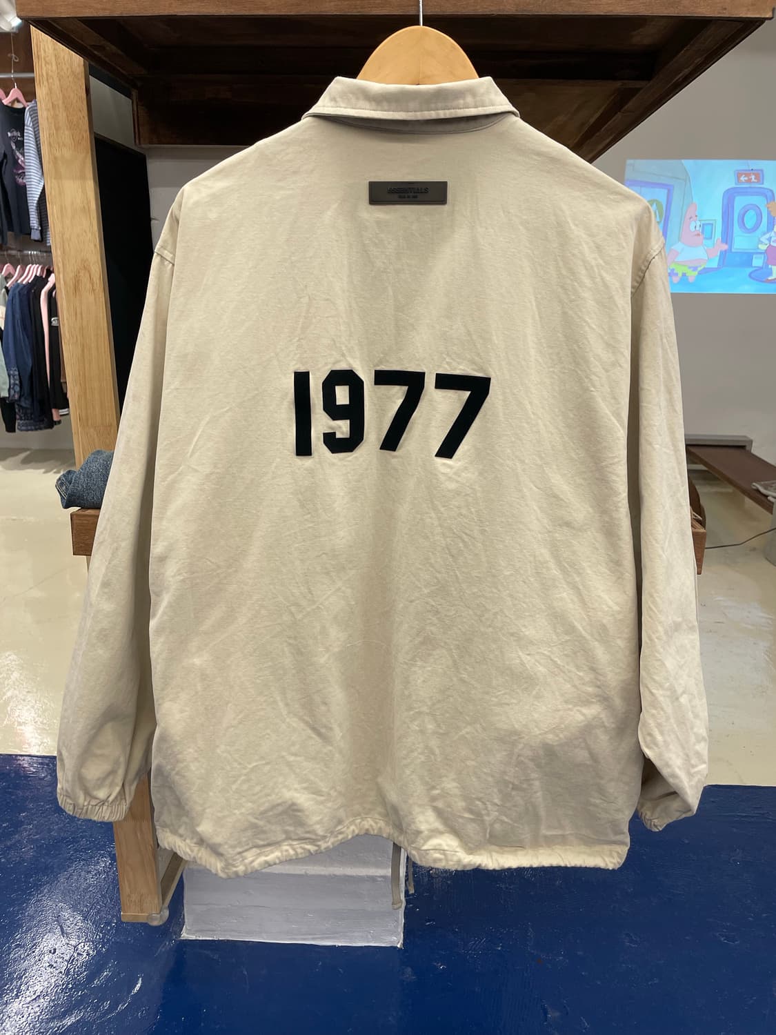 Essentials 에센셜 1977 아이보리 코치자켓 상품이미지1