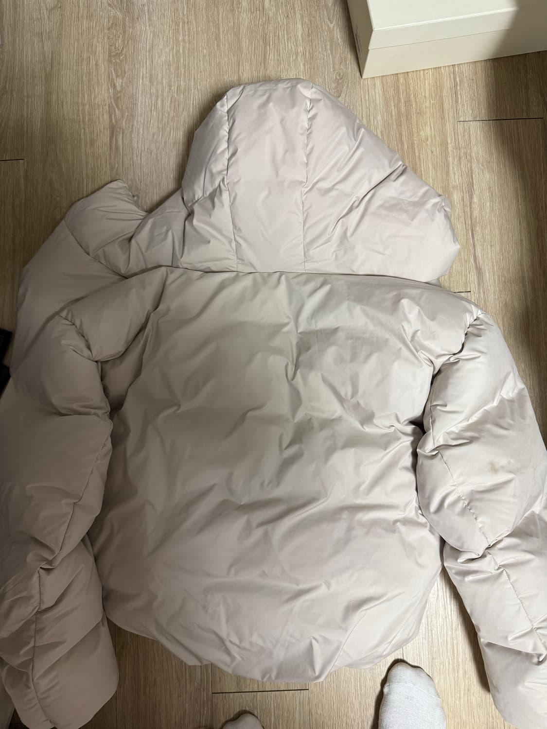 [M] 아모멘토 HOODED DOWN PUFFER ECRU 상품이미지2