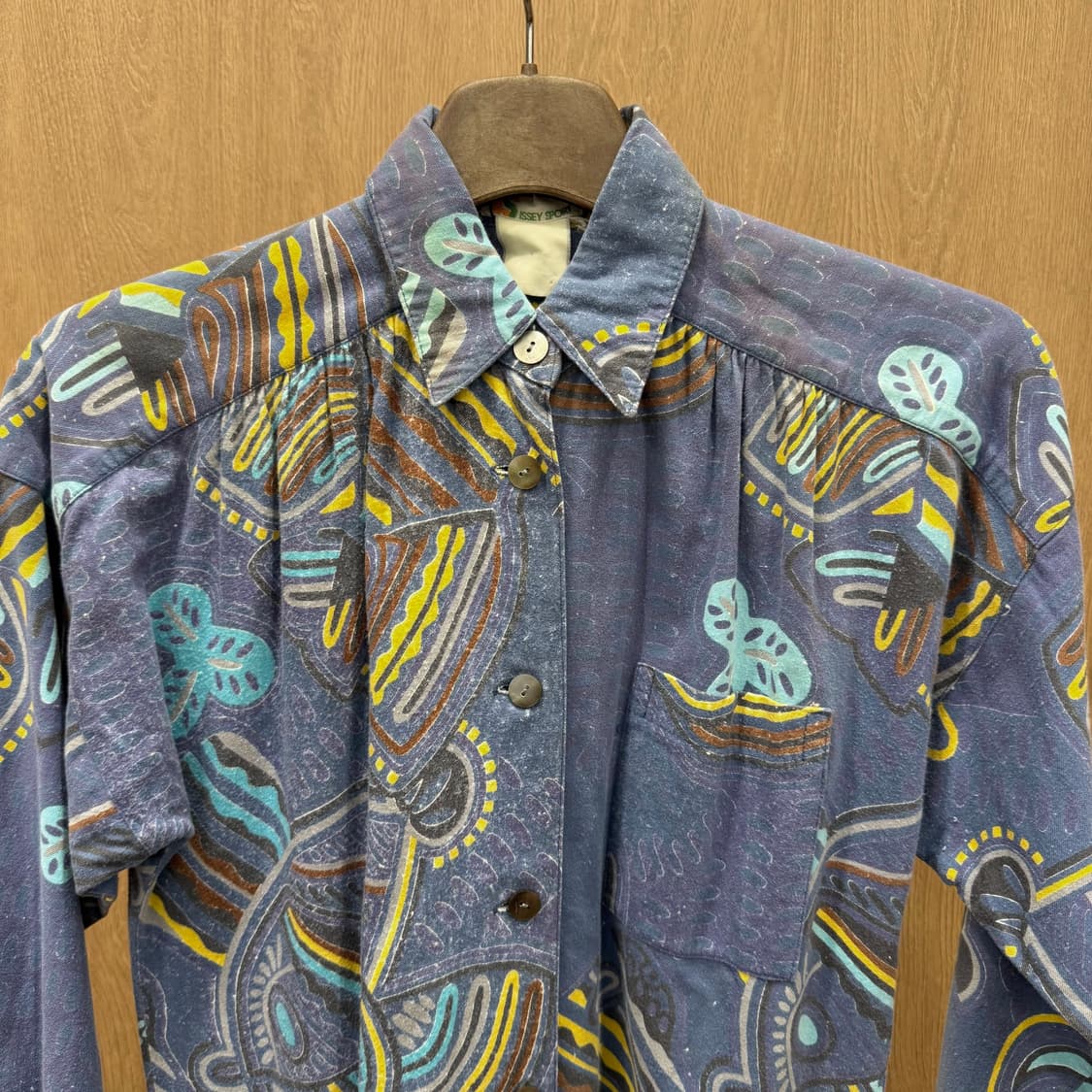 이세이미야케 이세이 스포츠 셔츠 빈티지 패턴 유니크 디자인 디테일 블루 상품이미지4
