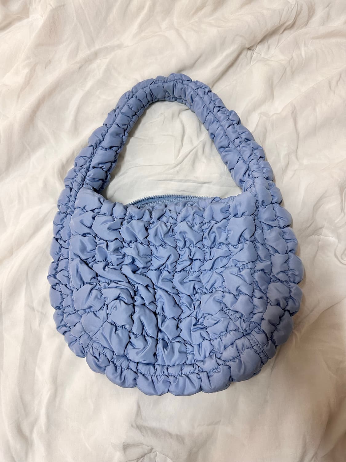 COS 코스 퀼티드 미니 라이트 블루 상품이미지1