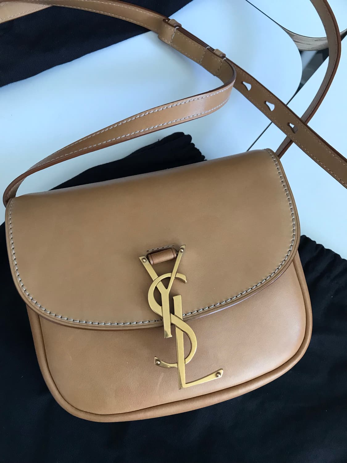 생로랑 카이아 크로스 ( 통가죽)  상품이미지1