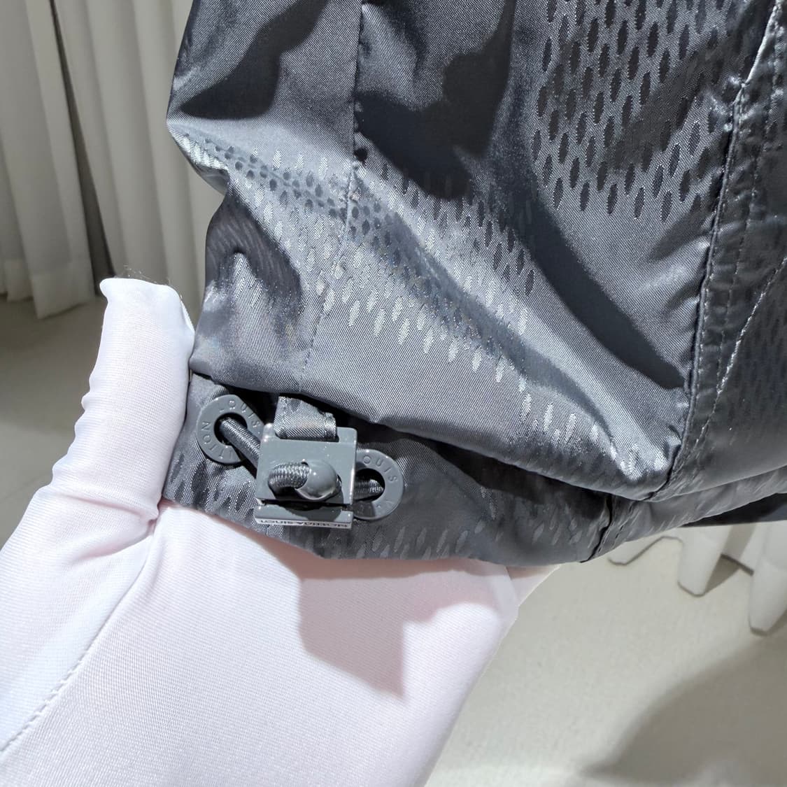 52 / 루이비통 다미에 자카드 리버서블 나일론 윈드브레이커 상품이미지4