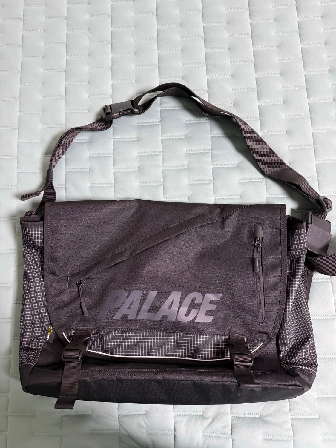 팔라스 코듀라 숄더백 블랙 25ss 상품이미지1