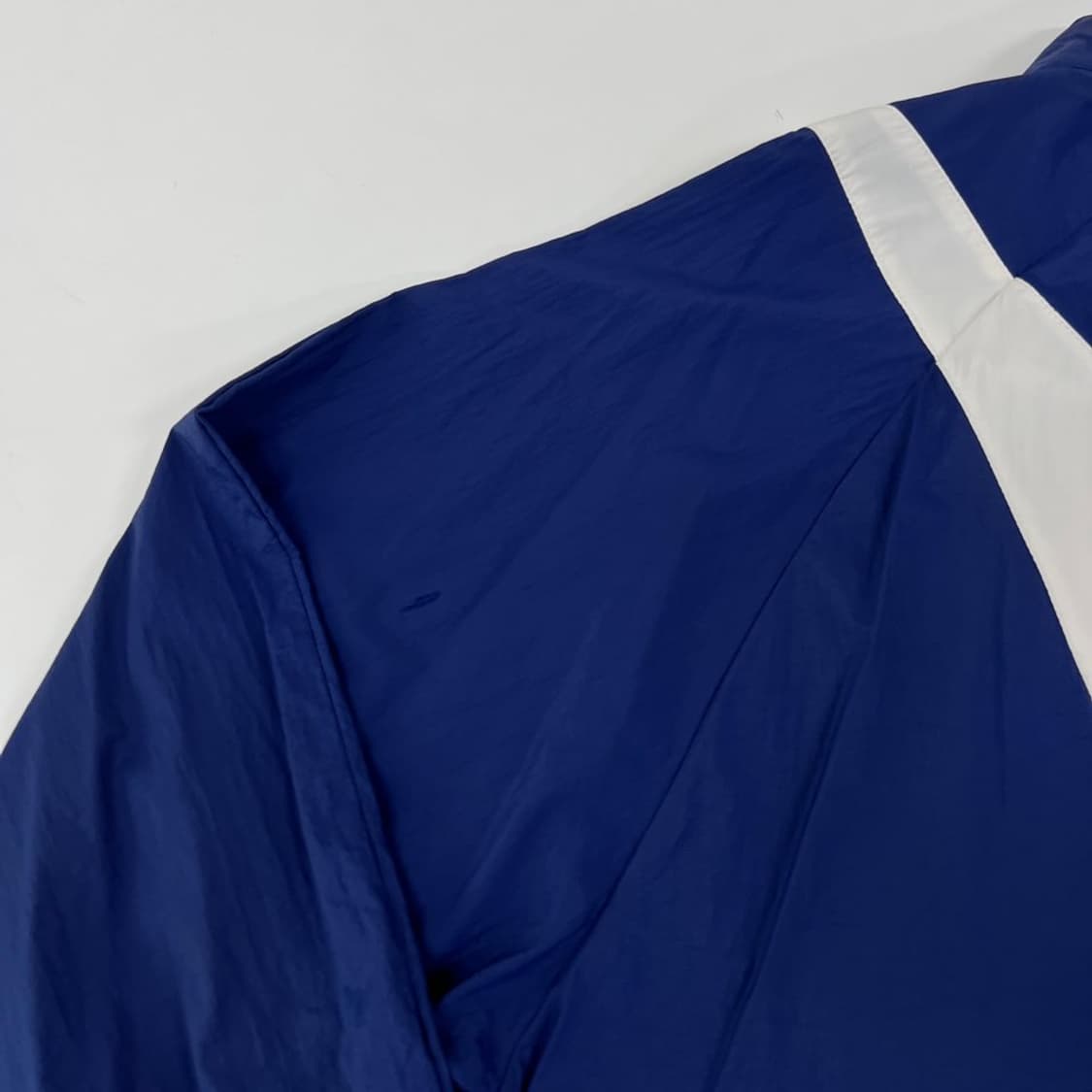 나이키 빅로고 바람막이 상품이미지5