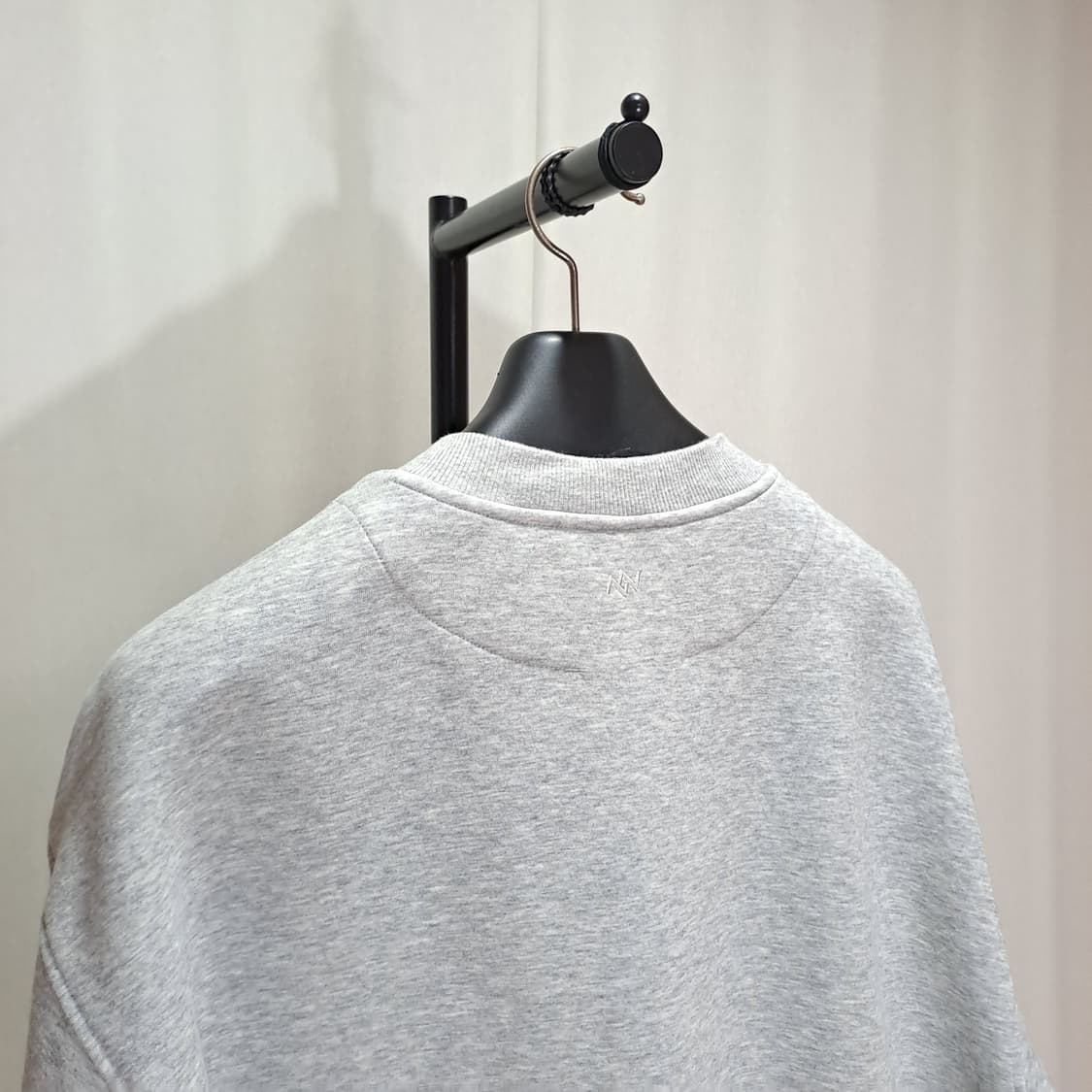 (새상품급) 24ss 송지오옴므 지제로 맨투맨 상품이미지7