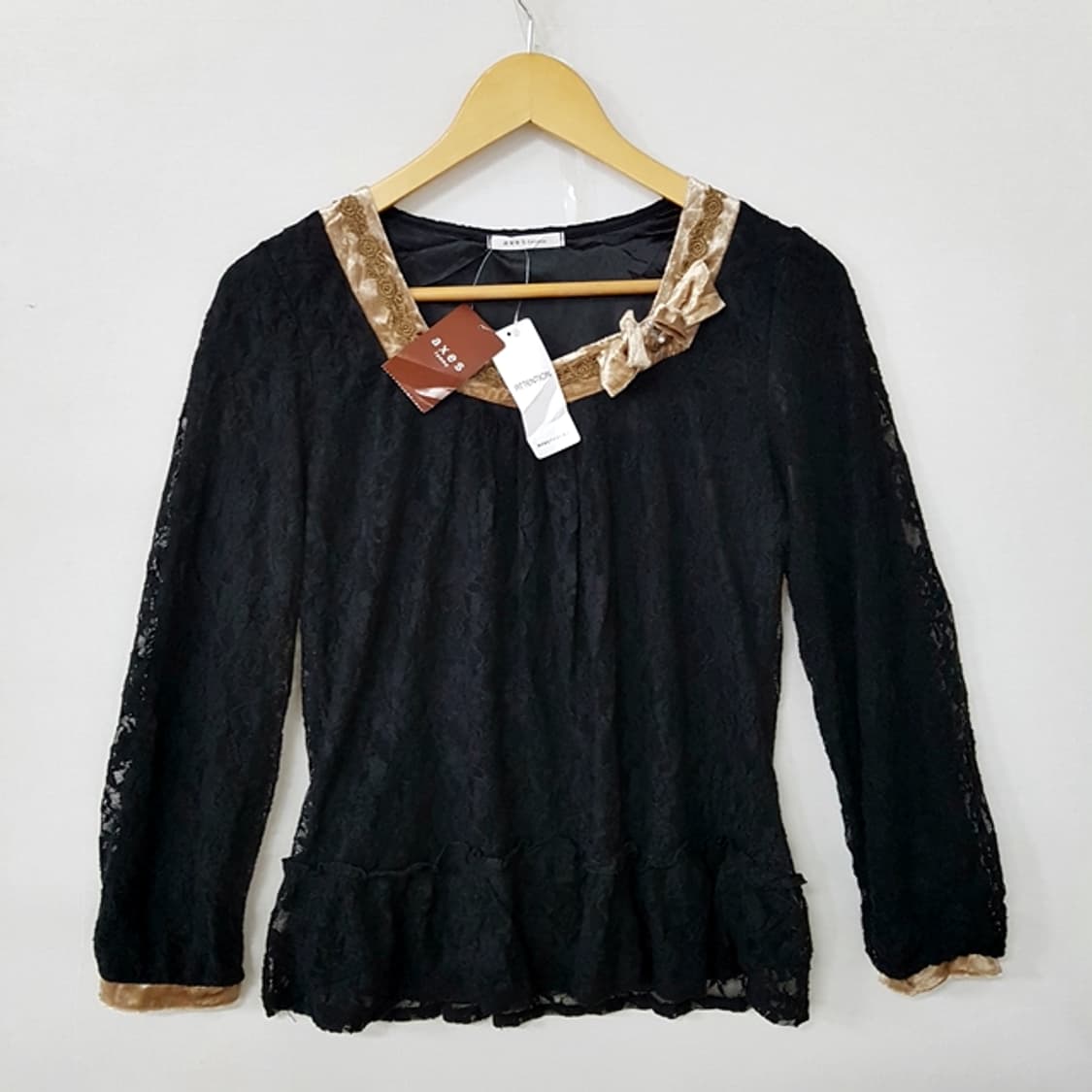 [새상품] axes femme 레이스 블라우스 블랙 상품이미지1
