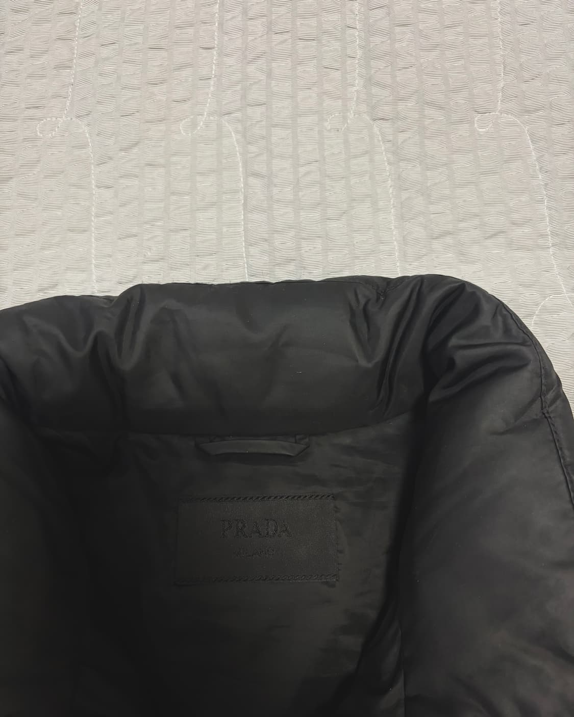 프라다 패딩 상품이미지3