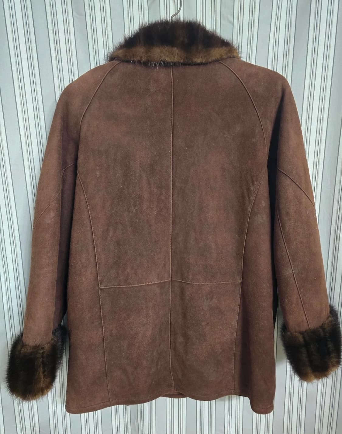 (88-96-160) 진도모피 오비스 밍크 트리밍 무스탕 코트 상품이미지3