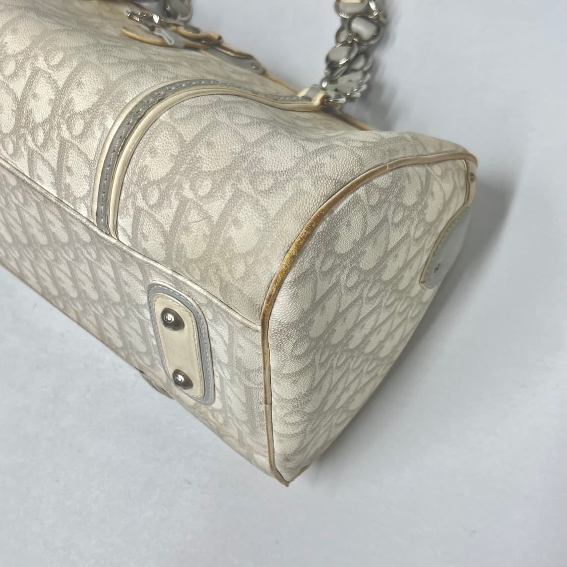 디올 로맨틱 하트참 오블리크 보스턴백 볼링백 상품이미지4