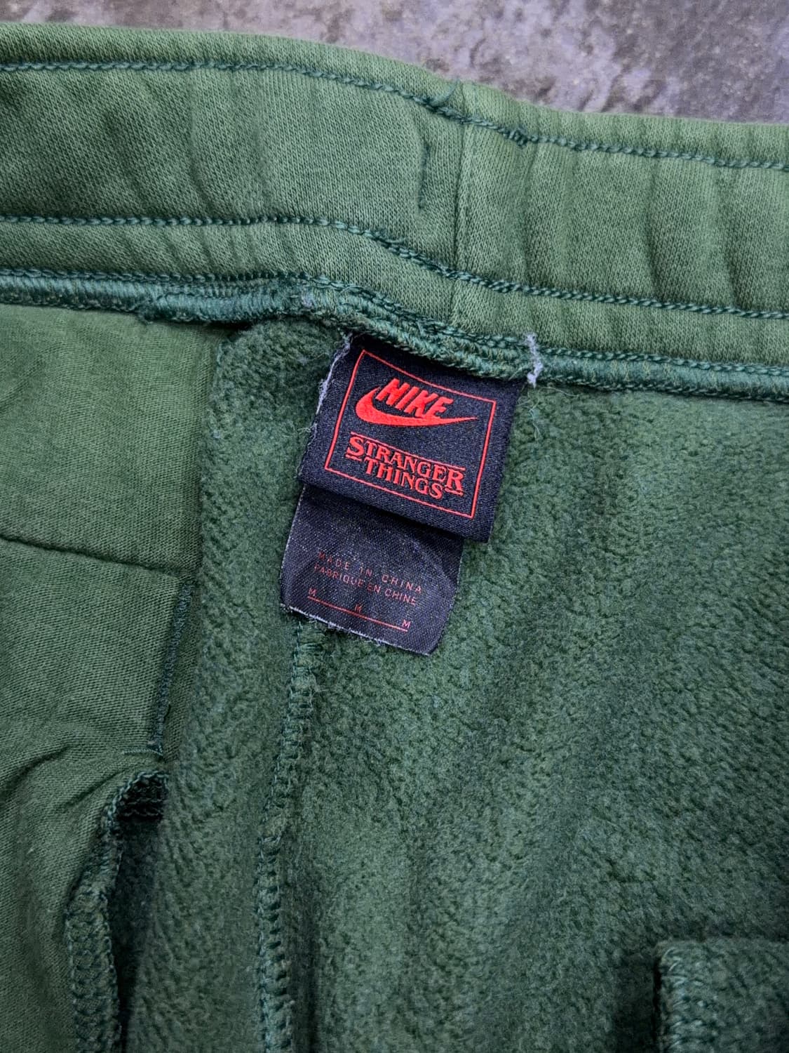 나이키 x 기묘한 이야기 호킨스고 그린 스웻팬츠 M 상품이미지9