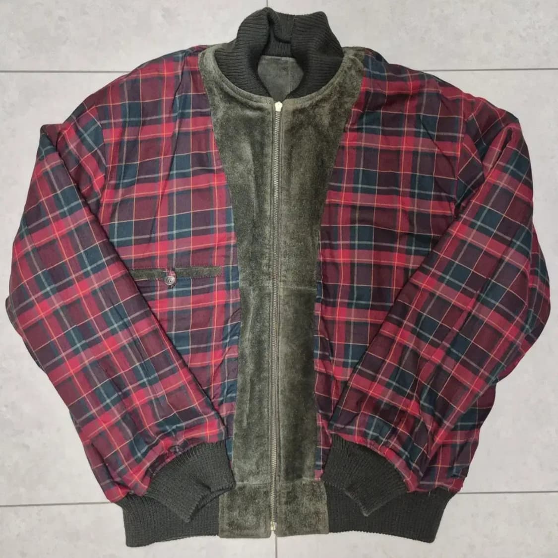 90s
'POLO COUNTRY'
Suede Bomber Jacket 상품이미지5