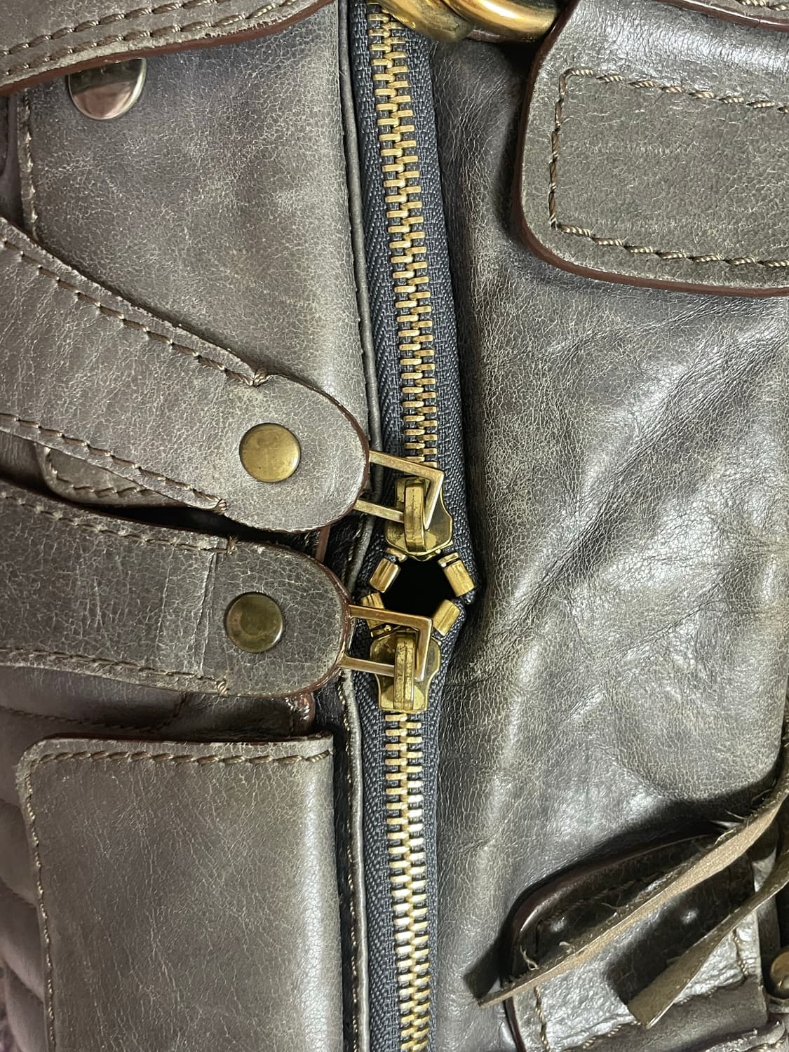 끌로에 그레이 도트백 패딩턴백 상품이미지9