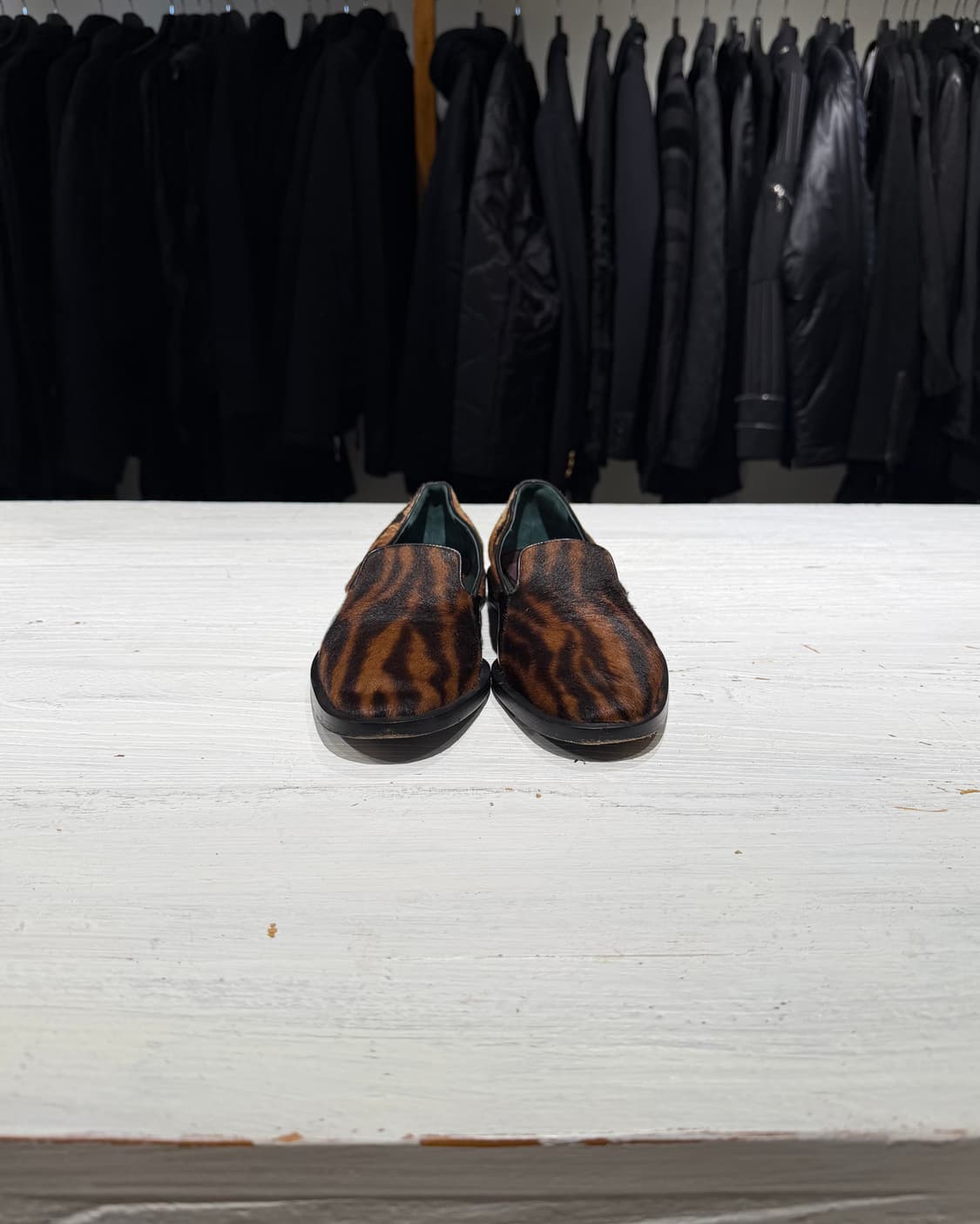 질샌더 브라운 타이거 프린트 고트 레더 로퍼 상품이미지3